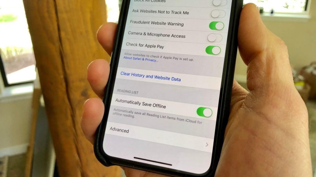 How to Clear Cache on an iPhone